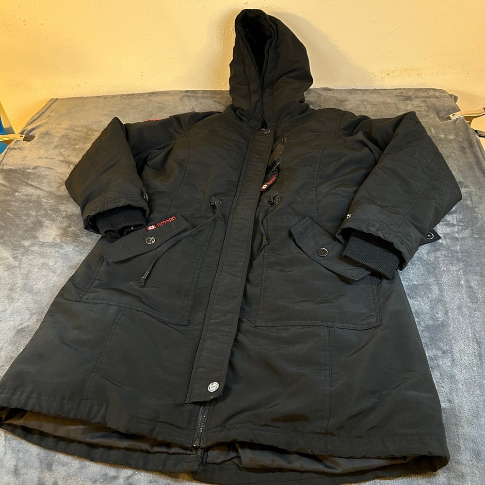 Black Women's Ski Parka Jacket with Hood
